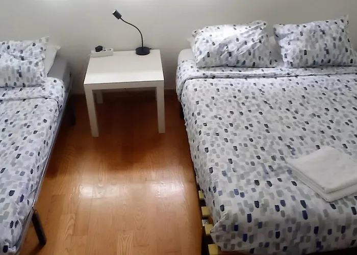 Privado 1 Famoes (Lisbon)